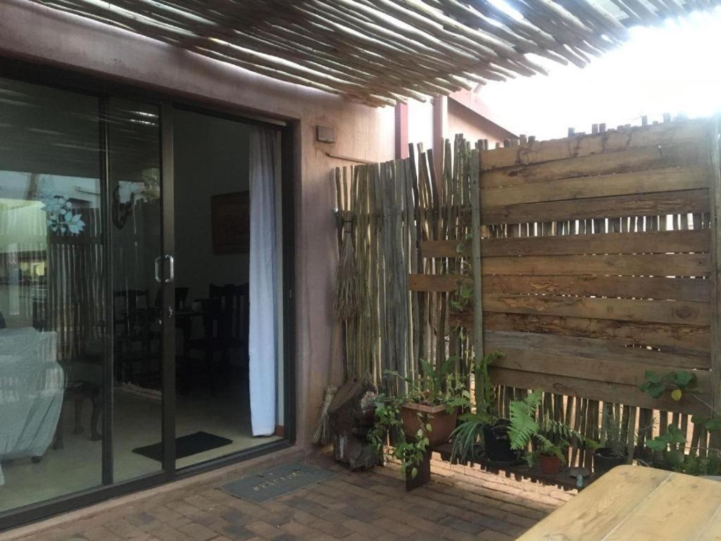 Panache Wildlife Cottage-Self Catering Hoedspruit Buitenkant foto